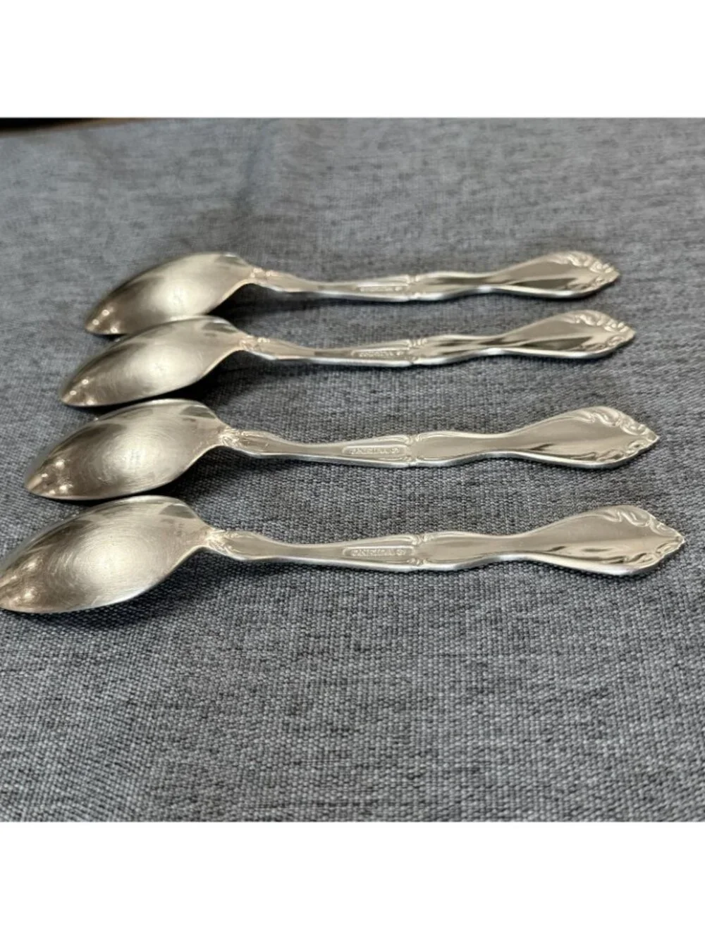 Set of 4 Oneida Cantata Glossy Teaspoons Stainless Flatware Community Spoon
